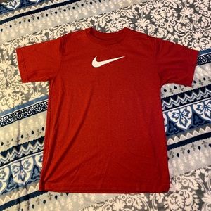 nike tee